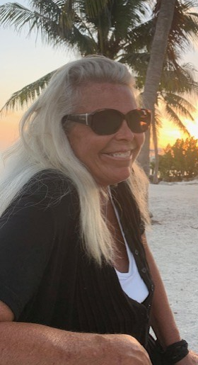 Cynthia "Hackett" McIlwain