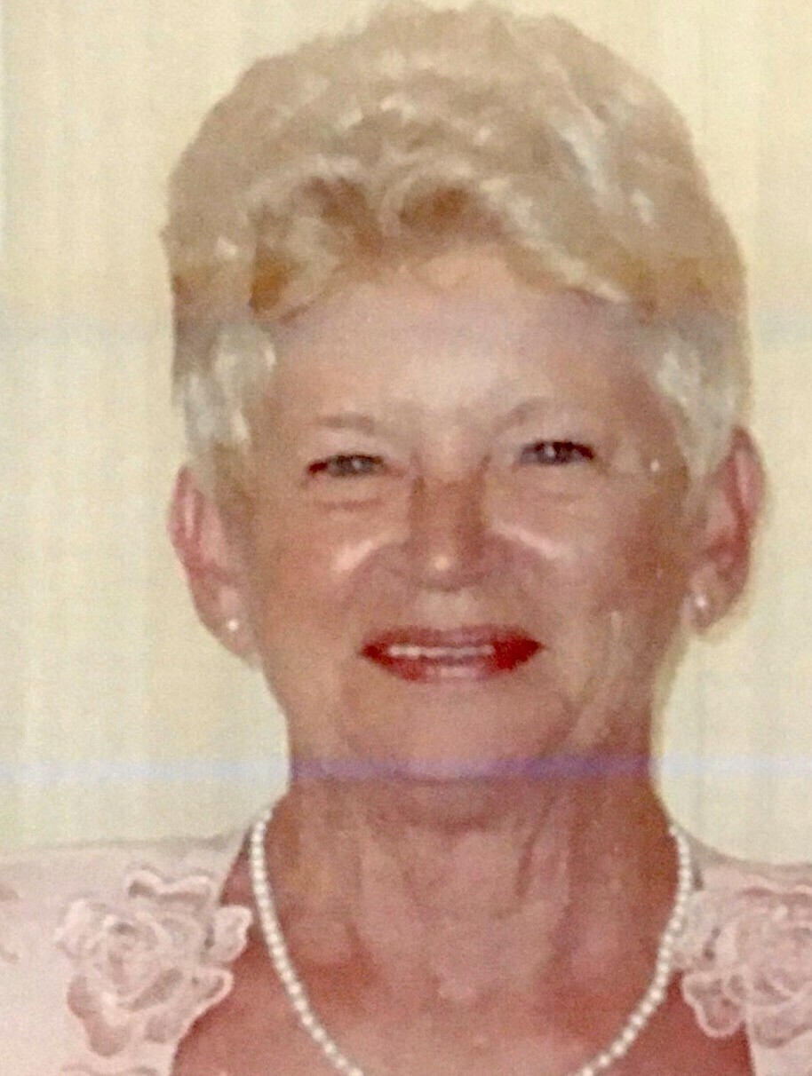 Evelyn M Schultz